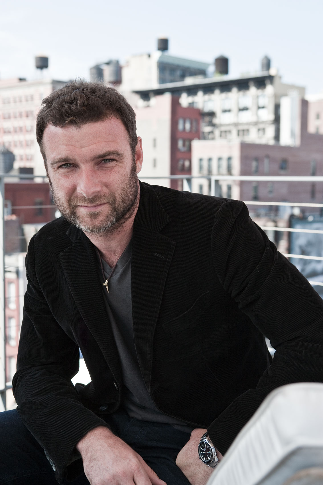 Portrait of the actor Liev Schreiber at home by New York Photographer, Michael Weschler.